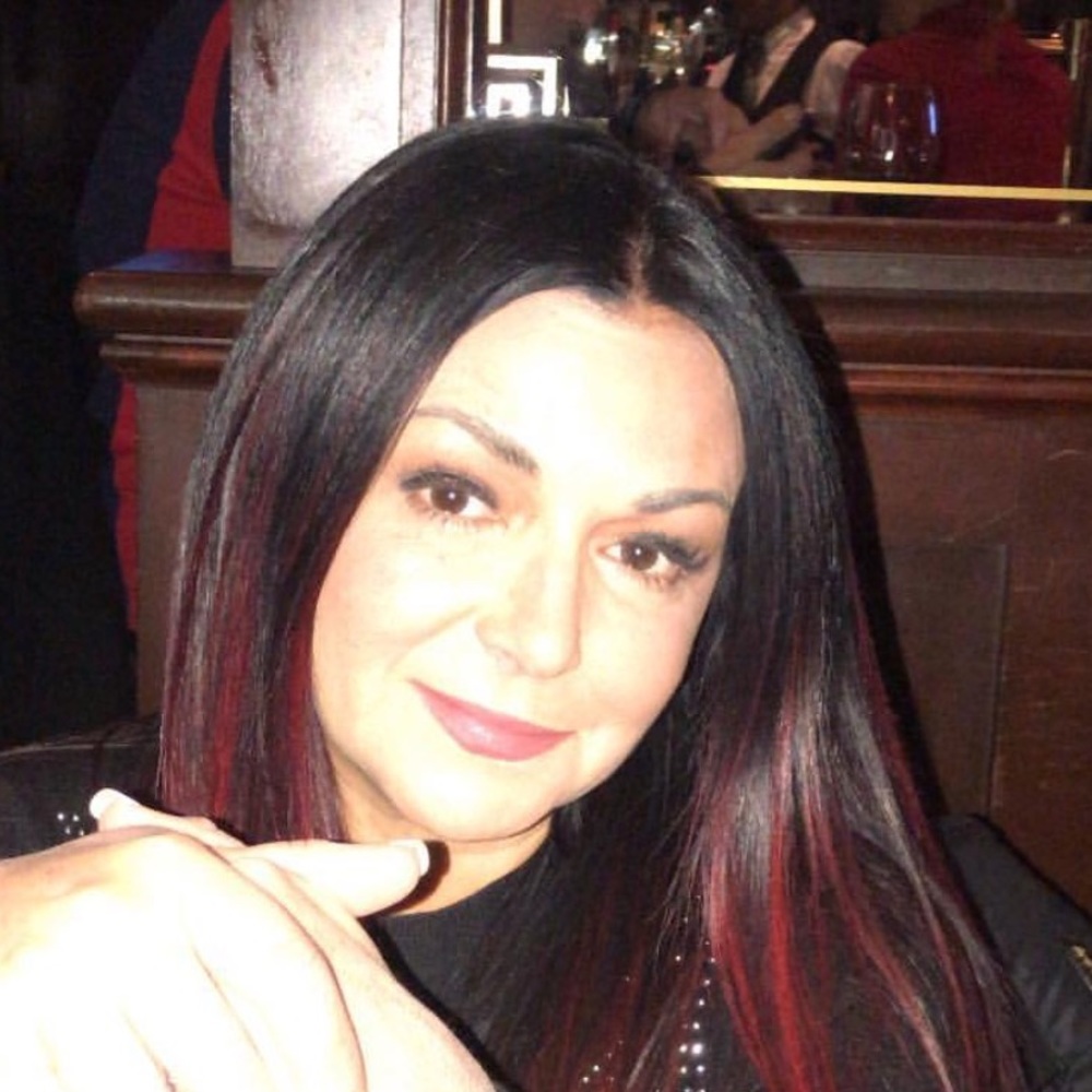 Meet your Posher, Ana